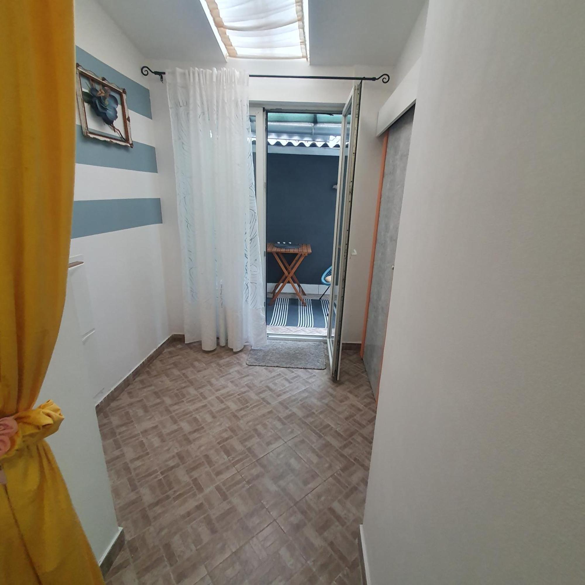 Apartment Kety Пула Екстериор снимка